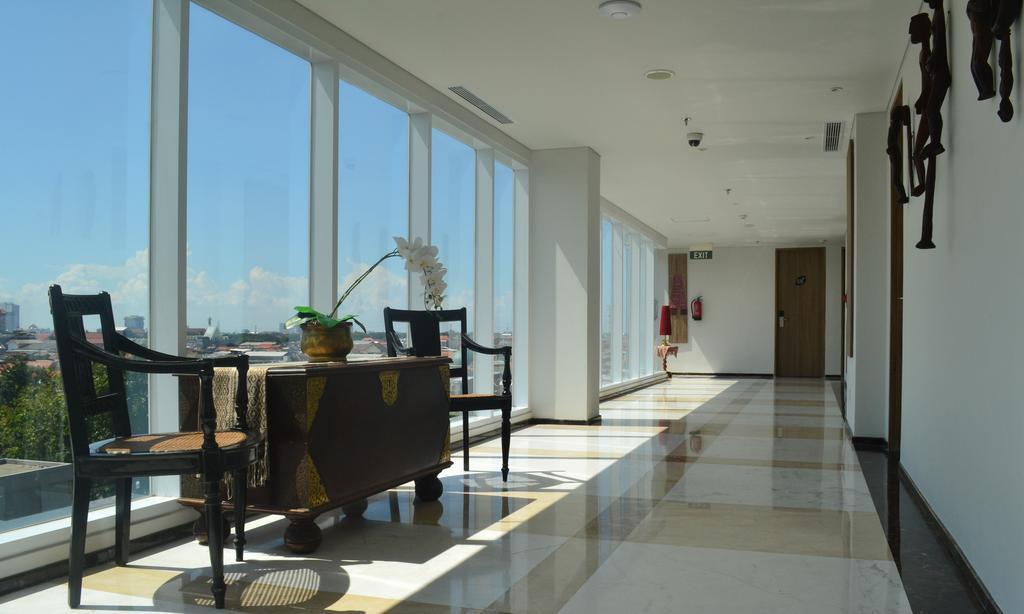 La Lisa Hotel Surabaya Ngoại thất bức ảnh