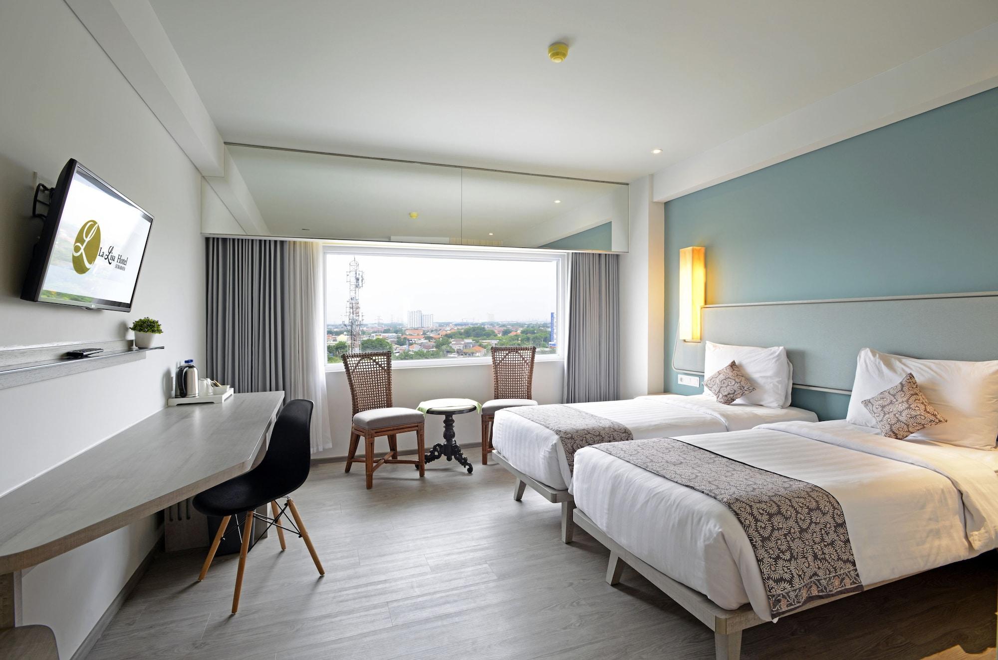La Lisa Hotel Surabaya Ngoại thất bức ảnh