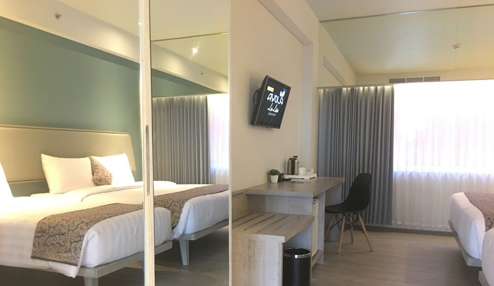 La Lisa Hotel Surabaya Ngoại thất bức ảnh