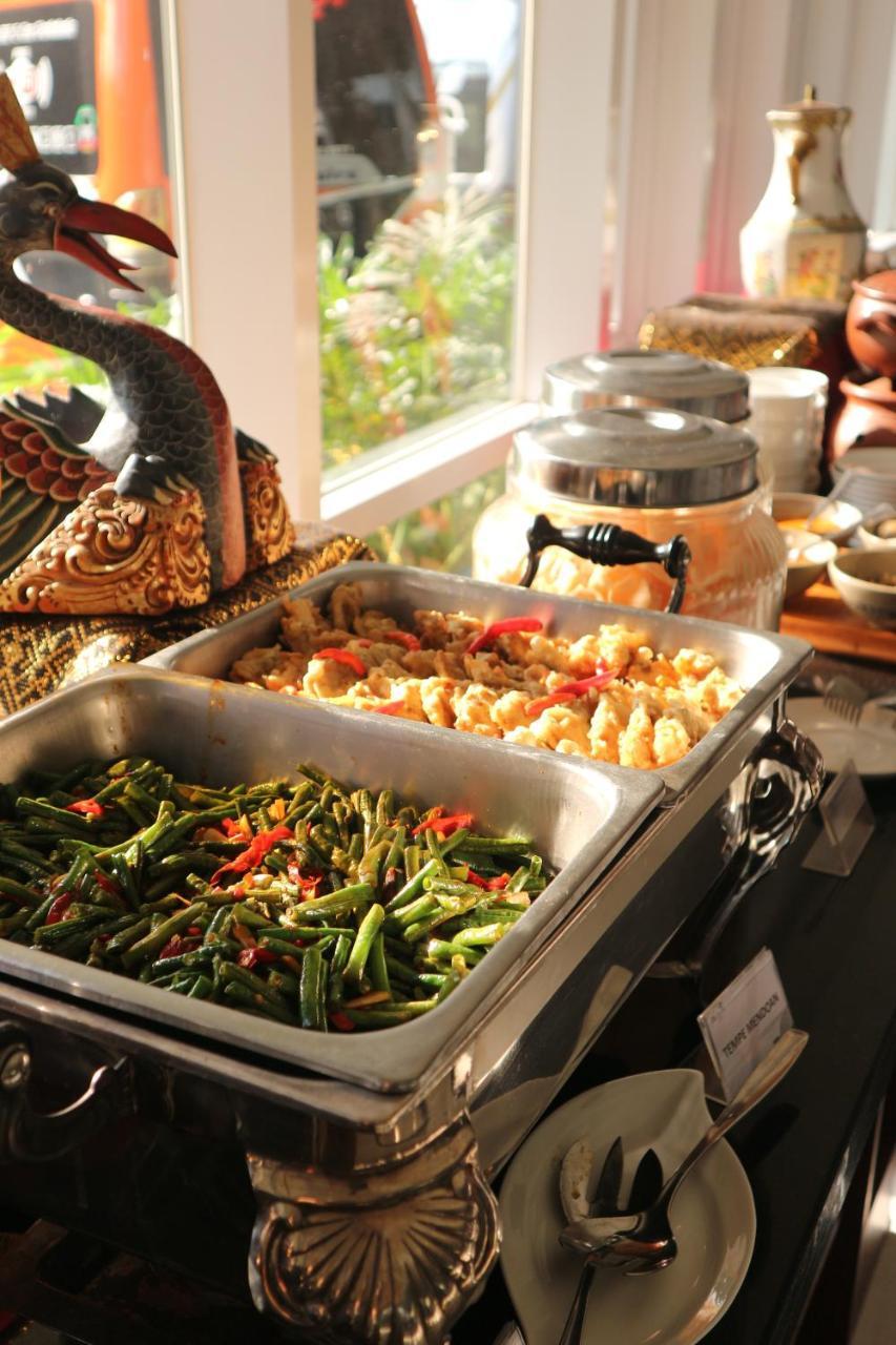 La Lisa Hotel Surabaya Ngoại thất bức ảnh
