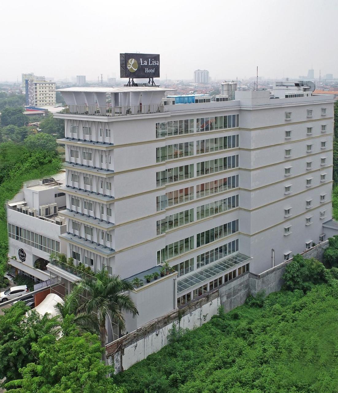 La Lisa Hotel Surabaya Ngoại thất bức ảnh