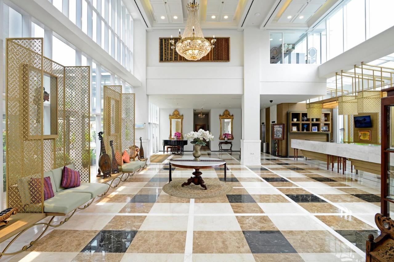 La Lisa Hotel Surabaya Ngoại thất bức ảnh