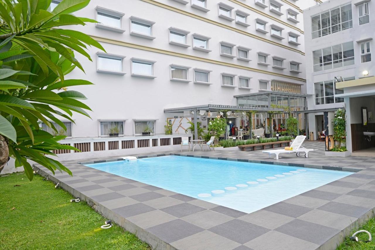 La Lisa Hotel Surabaya Ngoại thất bức ảnh